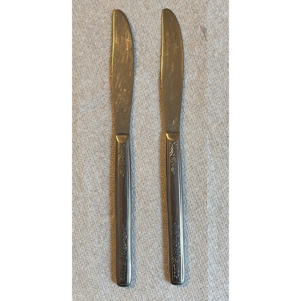 2 Ekco Stainless USA EKS3 Silverware 8 1/4" Dinner Knives Flatware